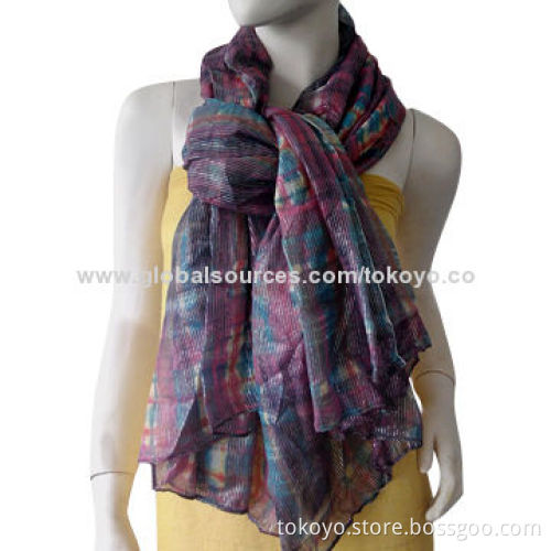 Woven scarf with Lurex, yarn dyed, made of modal and viscose, size of 180*70cm